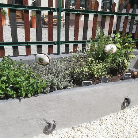 Ochsenhof Apartment Feuchtwangen Ngoại thất bức ảnh